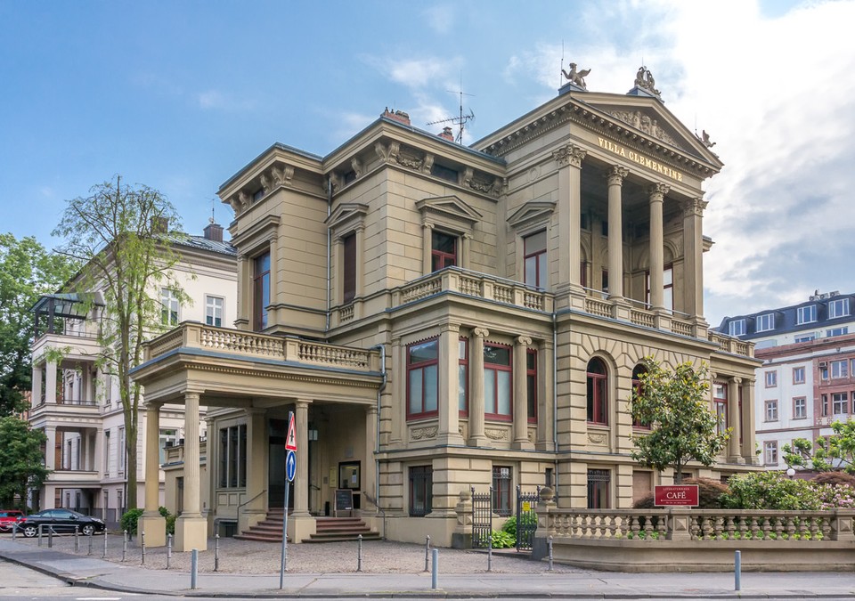 Gemeinsam lesen ohne Ablenkung: Leseparty in der Villa Clementine am 18. April Gemeinsam lesen ohne Ablenkung: Leseparty in der Villa Clementine am 18. April