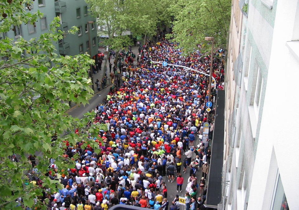 Gutenberg Halbmarathon führt zu Fahrverboten auf Theodor Heuss Brücke und in Teilen der Mainzer Innenstadt