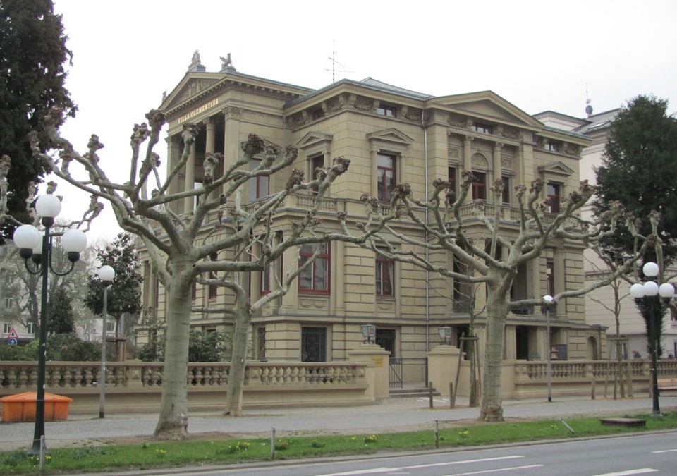 Literaturhaus Villa Clementine lädt zu stiller Leseparty am 13. Dezember Literaturhaus Villa Clementine lädt zu stiller Leseparty am 13. Dezember