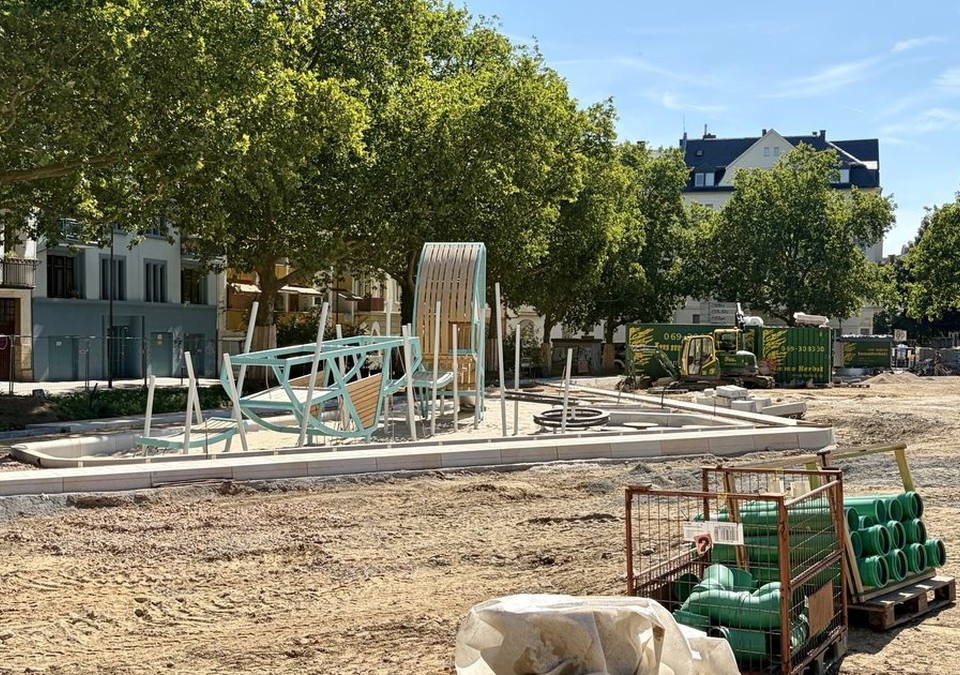 Vom Parkplatz zum Quartierspark: Elsässer Platz in Wiesbaden auf der Zielgeraden