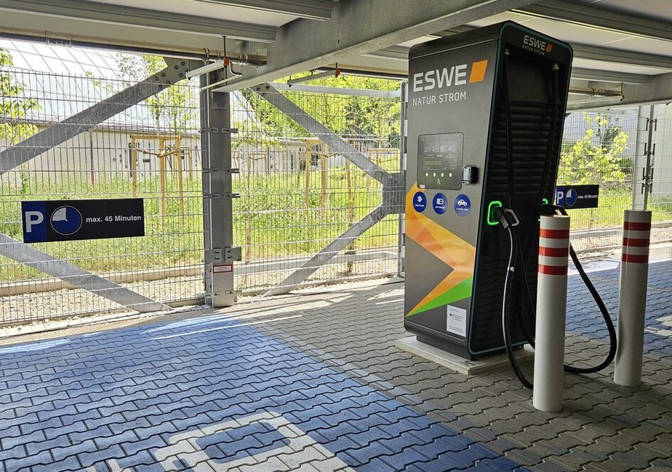 Wiesbaden erweitert öffentliches Ladenetz in städtischen Parkhäusern deutlich