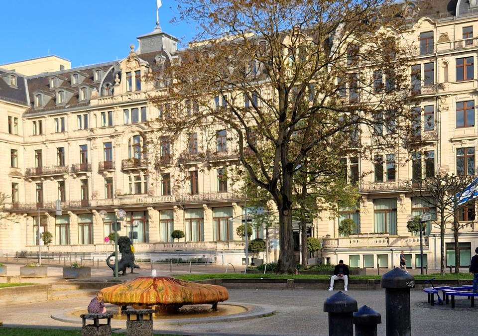 Wiesbaden öffnet Debatte über Reaktivierung und geothermische Nutzung der Thermalquellen
